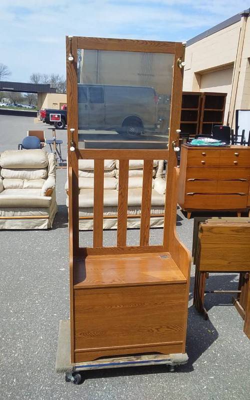 lot 24 image: Hall Tree With MirrorStorage Bench 27x17x71