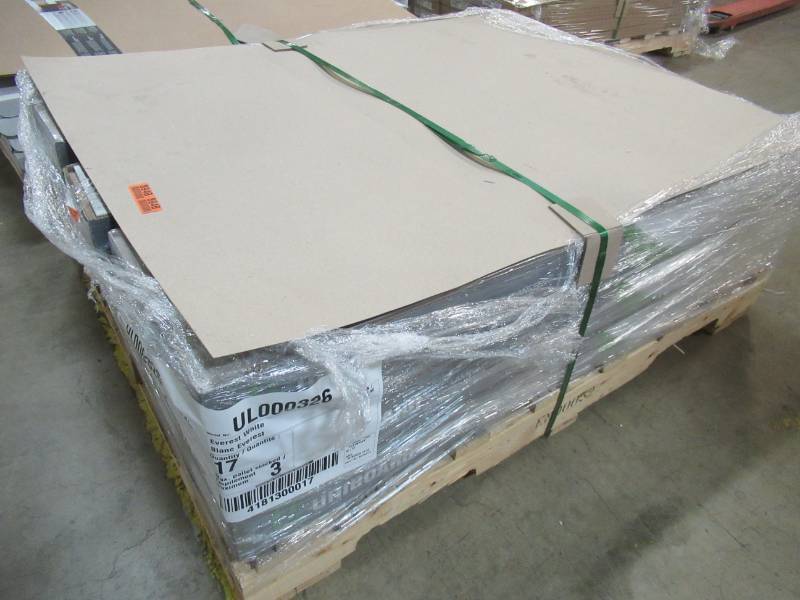 lot 22 image: UNIBOARD Everest White Luxury Laminate Flooring- 8 plankscase (14.88 sq ft.case) - 17 Cases. Model UL000326
