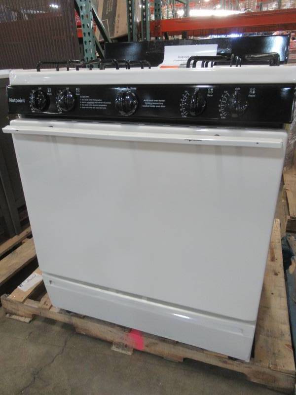 lot 31 image: GE 30 in Hotpoint Freestanding Gas Range in Bisque, RGB508PEF2CT - DentsScratches on LH Side Panel and Range Top