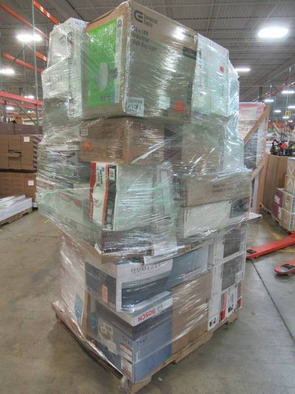 lot 89 image: WHOLESALE MIXED PALLET OF RETURNS - SUMP PUMPS, TOOLS, LIGHTING AND MORE
