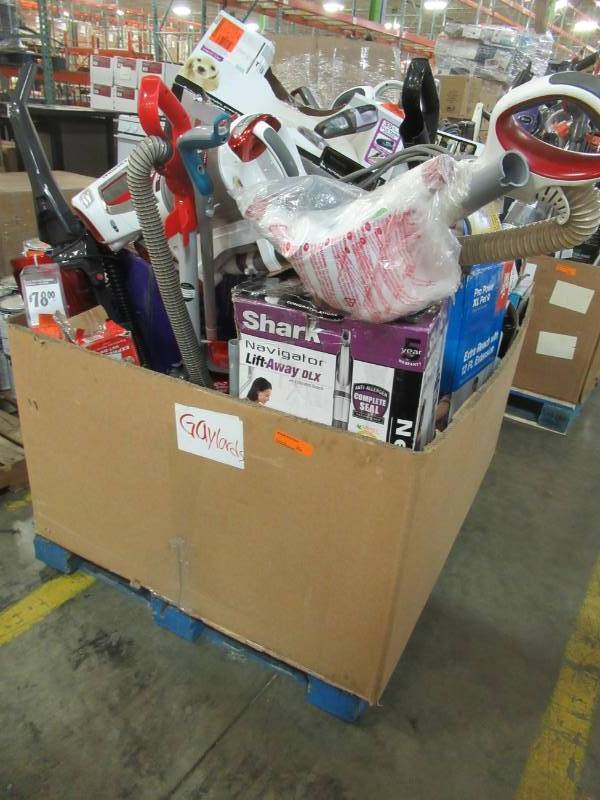 lot 155 image: WHOLESALE MIXED PALLET OF RETURNS - VACUUMS