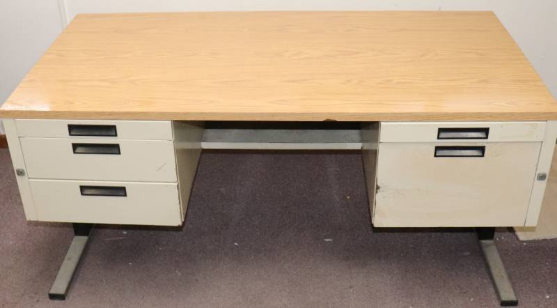 Metal Desk w Wood Top
