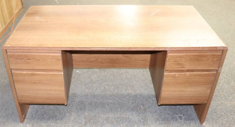 Wood Desk 4 drawer