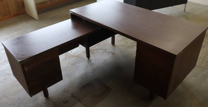 Wood Desk w Return