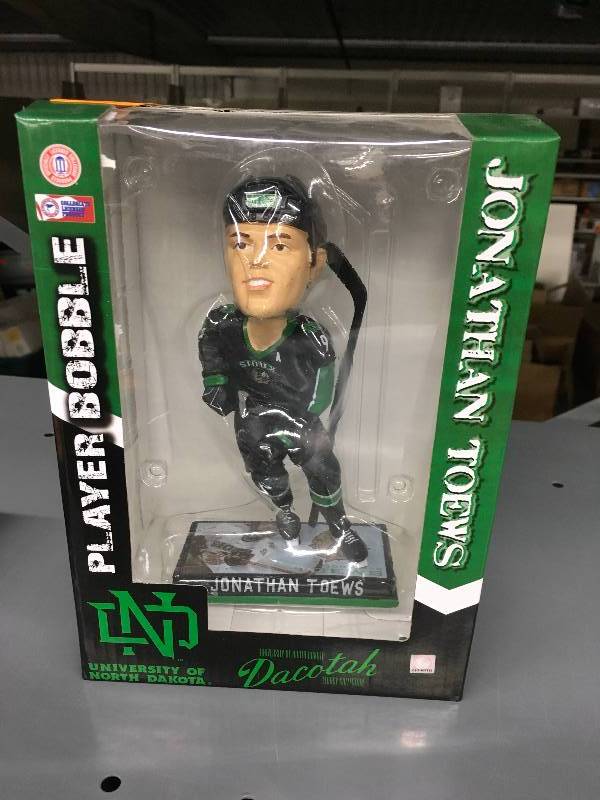 lot 248 image: Jonathan Toews Bobble Head