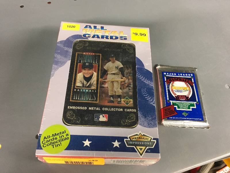 lot 249 image: Topps Embossed Metal Collector Cards & 1989 Upper Deck MLB Card Pack
