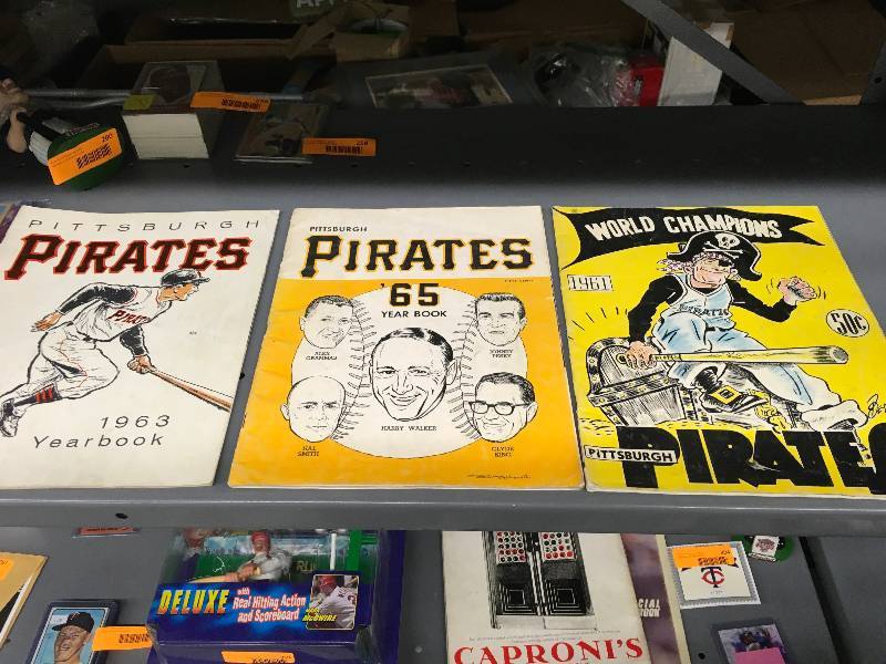 lot 257 image: 1961, 1963, 1965 Pittsburgh Pirates Yearbooks