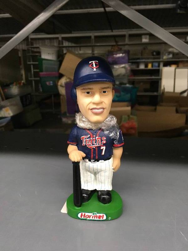 lot 260 image: Joe Mauer Bobble Head - Stadium Giveaway