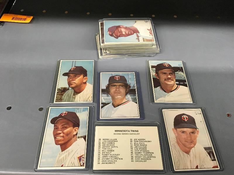 lot 265 image: Minnesota Twins Second Series Card Set
