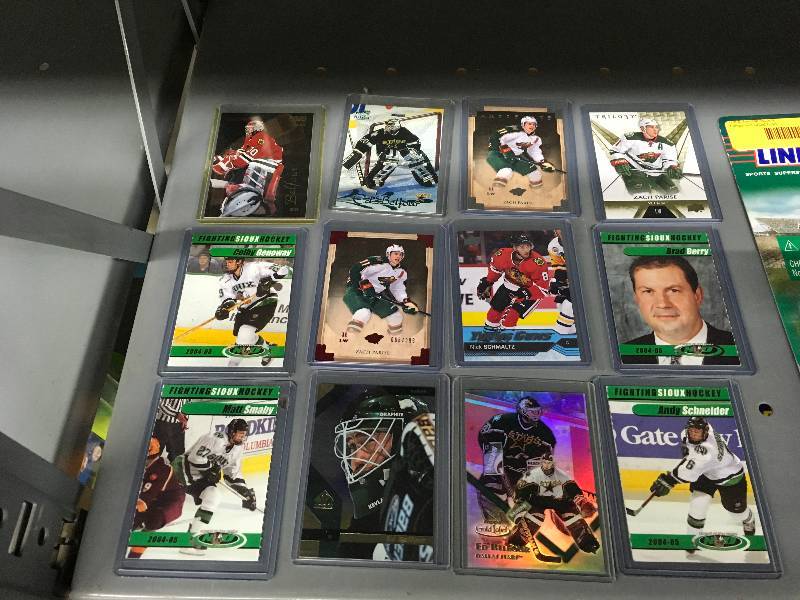 lot 270 image: UND Alumni Hockey Cards