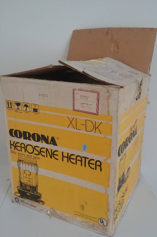 lot 28 image: Kerosene Heater