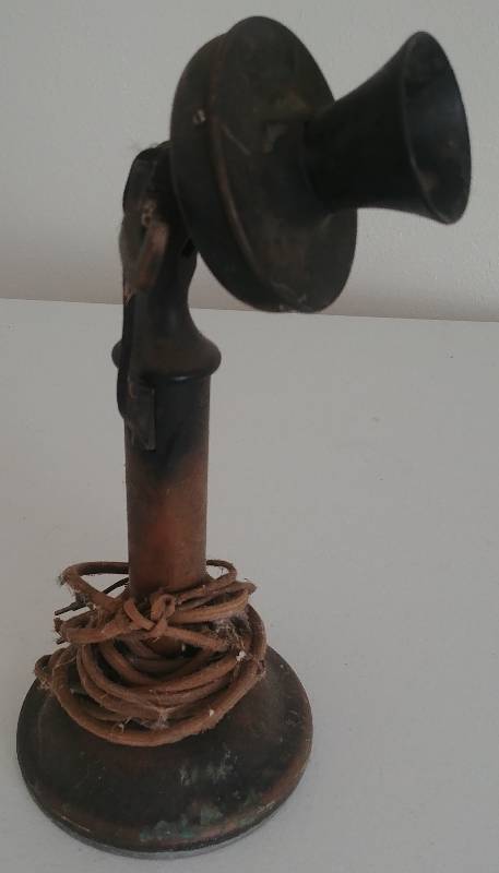 lot 44 image: Antique Phone