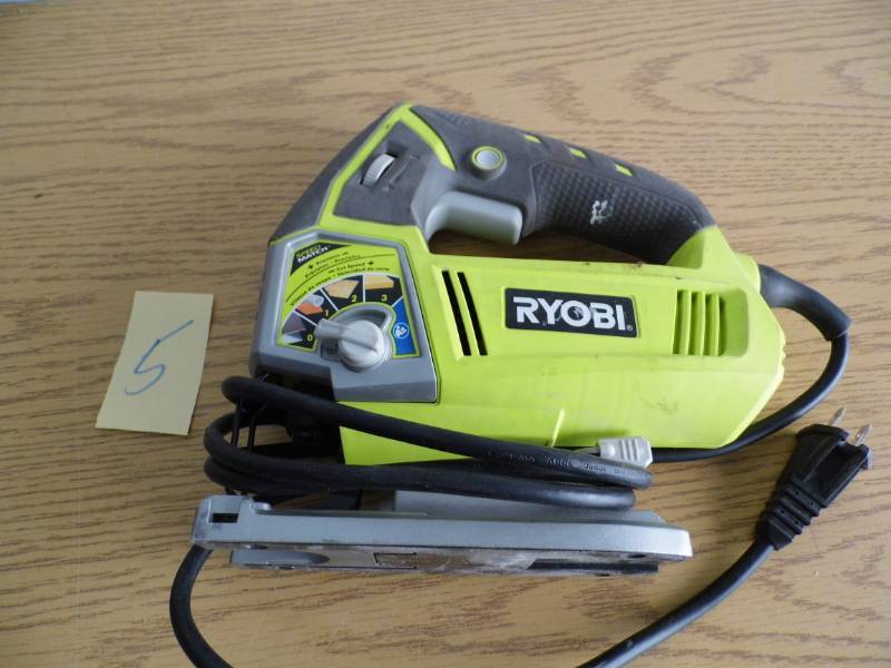 lot 5 image: Ryobi Jig Saw