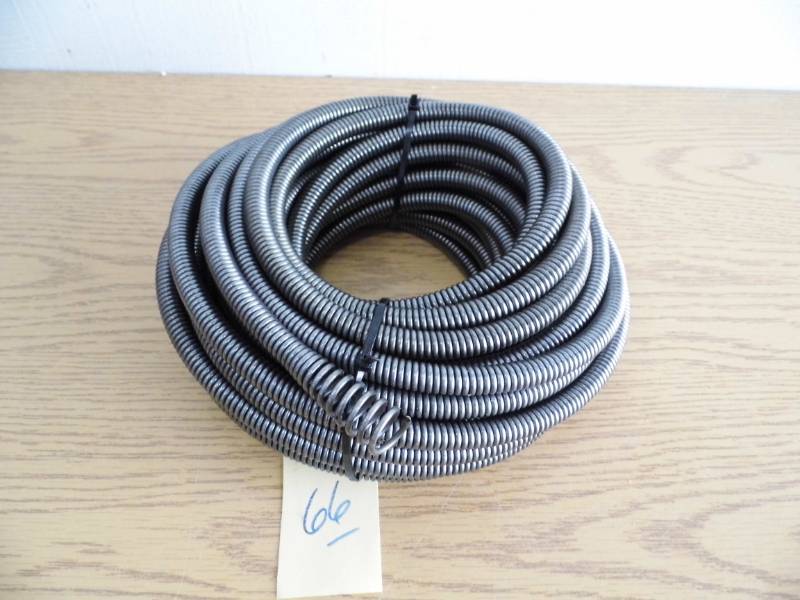 lot 66 image: Snake Wire