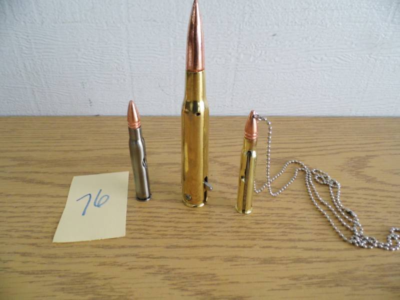 lot 76 image: Lot of 3 Bullet Knives