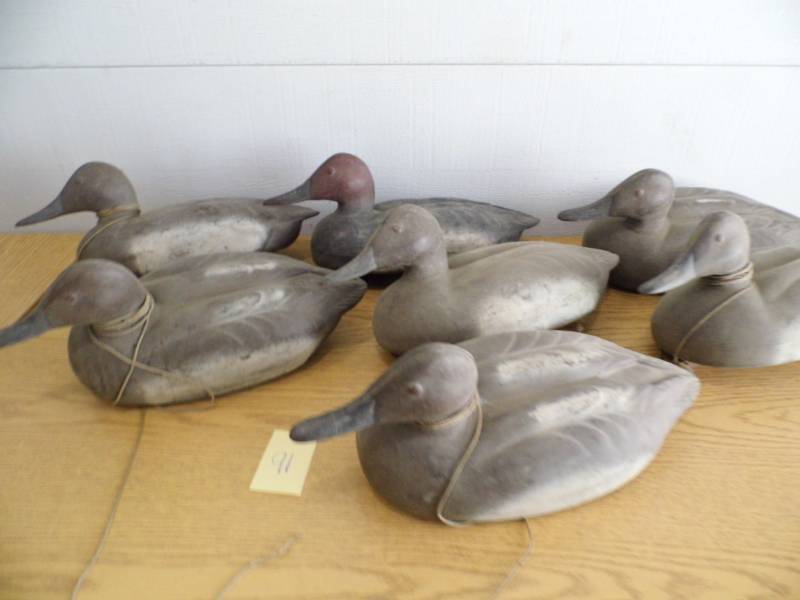 lot 91 image: Decoys