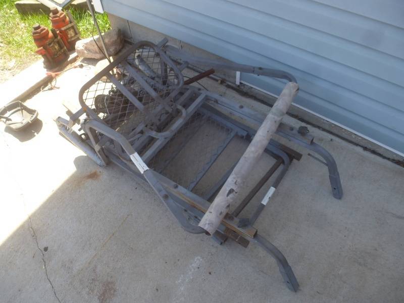 lot 12 image: Deer Stand