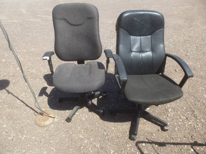 lot 15 image: Office  Chairs