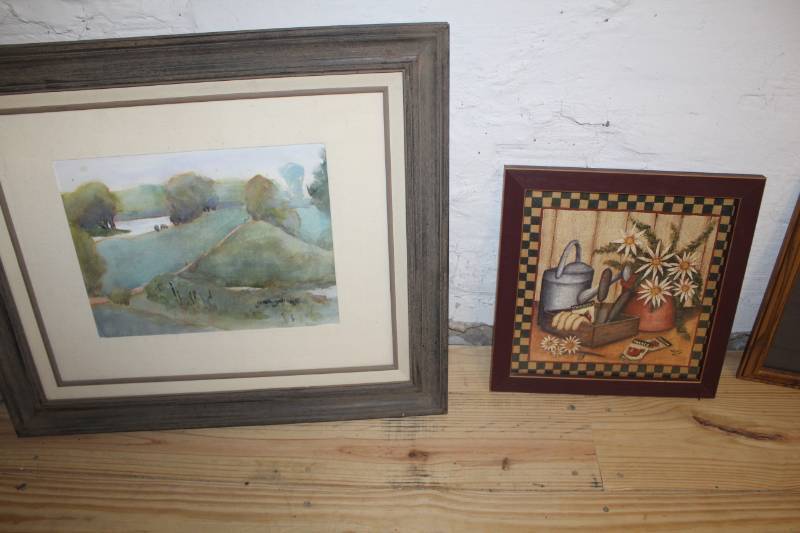 lot 468 image: Wall Art