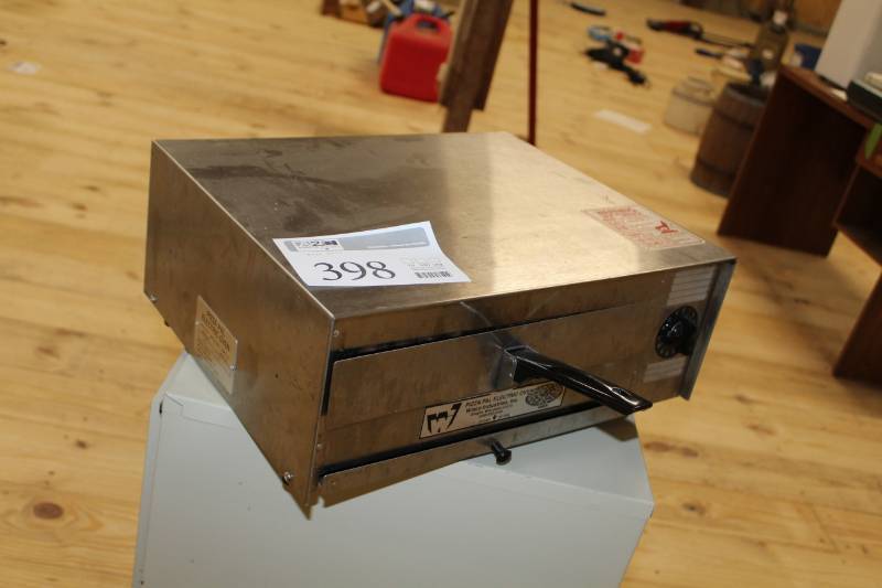 lot 398 image: Pizza Pal Electric oven