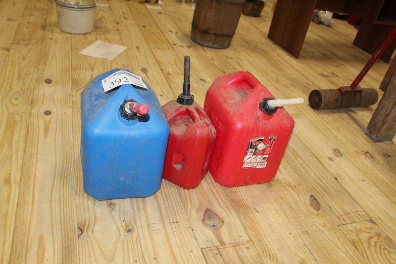 lot 392 image: Fuel jugs