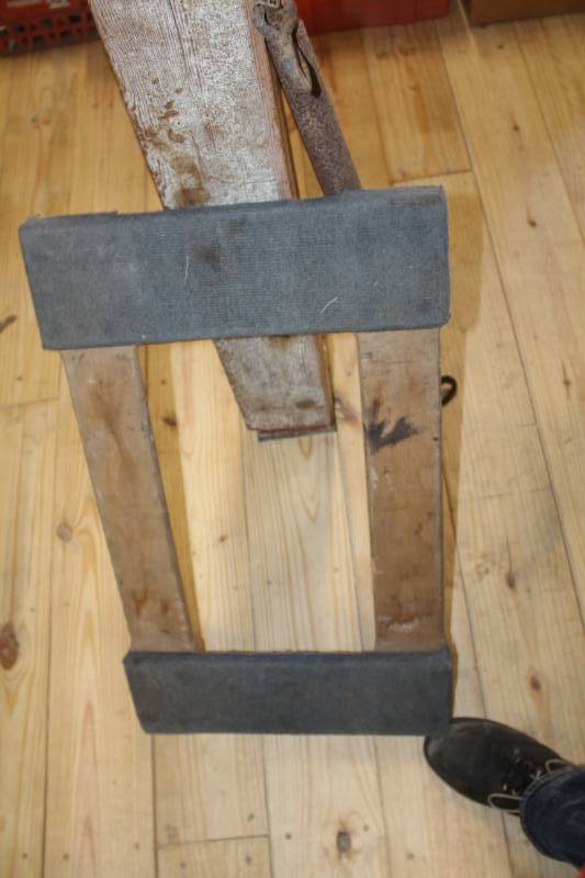 lot 360 image: Wooden Cart