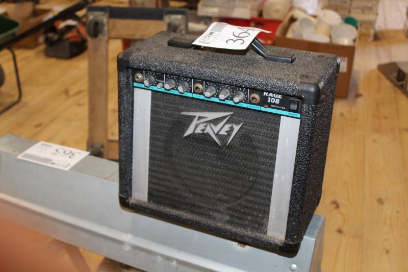 lot 364 image: Amplifier, works wel