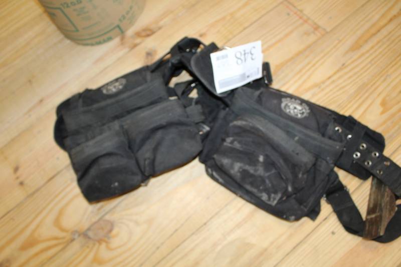 lot 348 image: Dead On Construction Tool Belt.