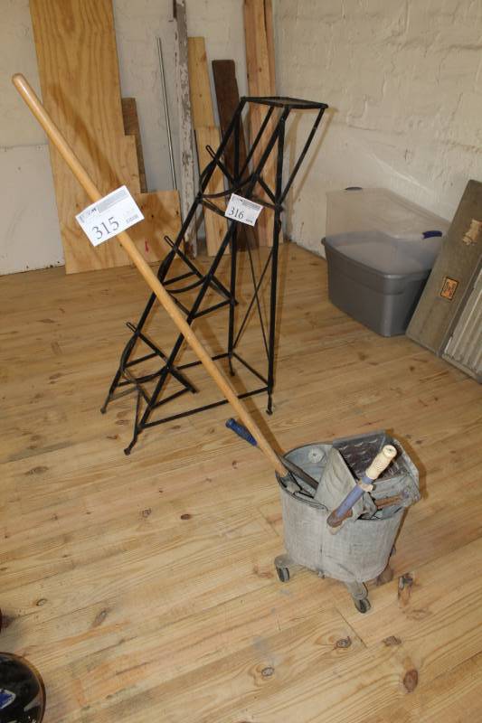 lot 315 image: Janitor mop and metal bucket on casters pulse floor scraper