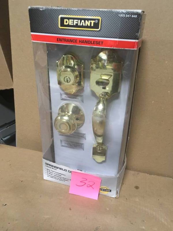Defiant Springfield Single Cylinder Polished Brass Door Handleset with Mushroom Knob not used