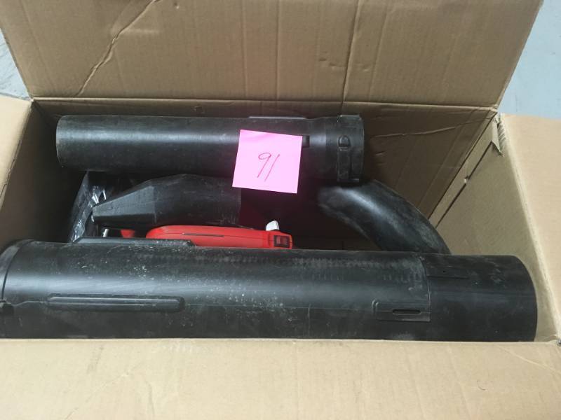 Homelite 150 MPH 400 CFM 26cc Gas Handheld Blower Vacuum In very good condition