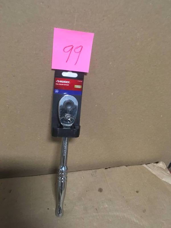 Husky 12 in. Full Polish 72 Tooth Ratchet In very good condition