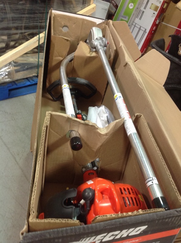 ECHO 21.2 cc Gas 2-Stroke Cycle PAS Straight Shaft Trimmer and Edger Kit in good conditions