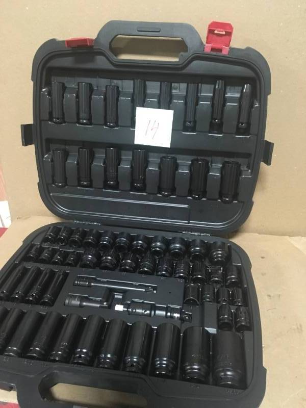 Husky 12 in. Drive SAEMetric Impact Socket Set (64-Piece) ONE PC BROKEN