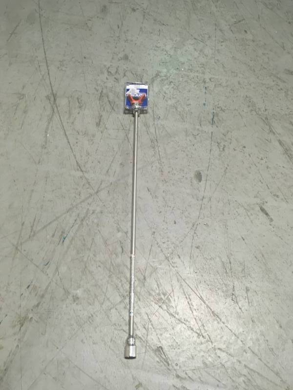 Paint Sprayer Accessories Graco Paint Sprayers 30 in. Tip Extension 243043 in very good condition