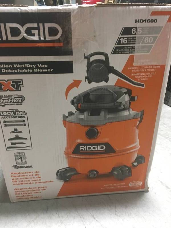 RIDGID 16 Gal. 6.5 HP NXT Wet Dry Vac with Detachable Blower in very good condition
