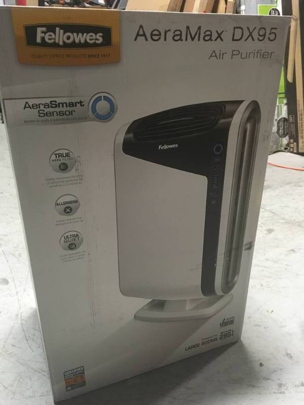 Fellowes AeraMax DX95 True HEPA Large Room Air Purifier 600 sq. ft. for Allergies, Asthma and Odor in very good condition