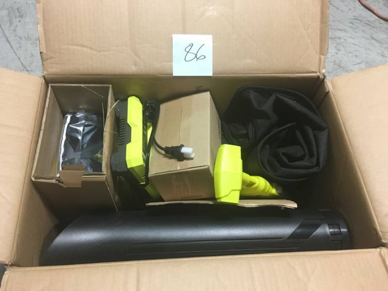 RYOBI 40-Volt Lithium-Ion Cordless Leaf VacuumMulcher- 4.0 Ah Battery and Charger Included in very good condition