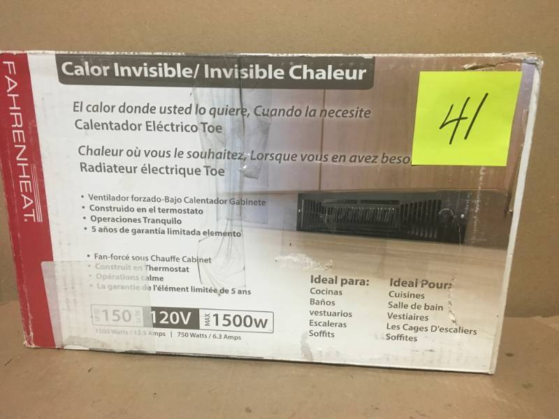 Fahrenheat 1,500-Watt Toe Space Electric Heater with Built-In Thermostat in very good condition