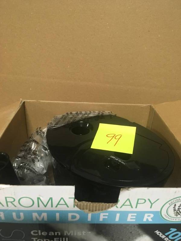 Air Innovations 1.6 Gal. Top Fill Humidifier with Aroma Tray in very good condition