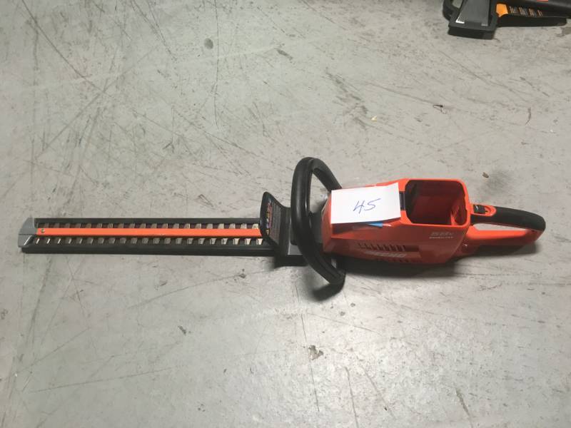 lot 45 image: ECHO 24 in. 58-Volt Lithium-Ion Brushless Cordless Hedge Trimmer - Battery and Charger Not Included in good condition