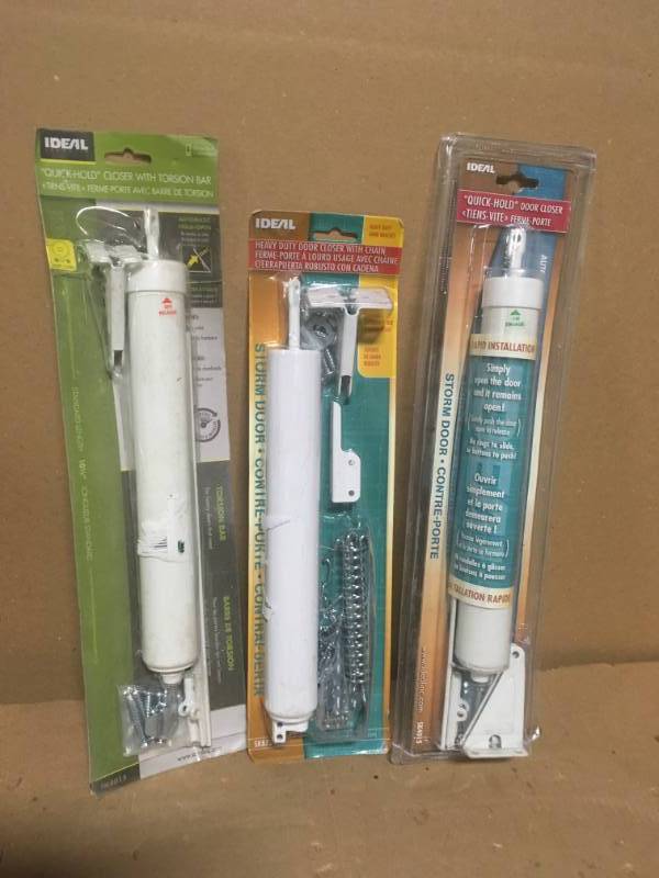 lot 59 image: MIX LOT OF 3 PCS IDEAL QUICK HOLD DOOR CLOSER in good condition