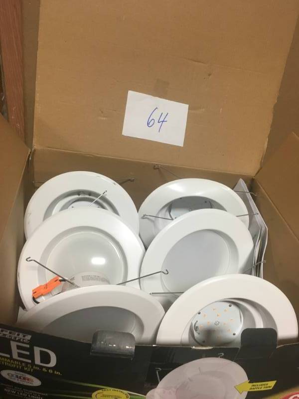 lot 64 image: 75W Equivalent Soft White 56 in. White Baffle-Trim Recessed Retrofit Downlight in good condition