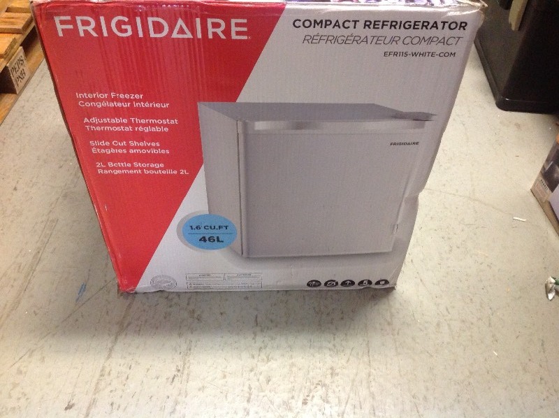 lot 109 image: Frigidaire 1.6 cu. ft. Mini Fridge in White in good conditions