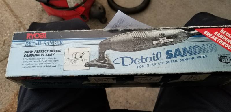 lot 33 image: Ryobi Detail Sander