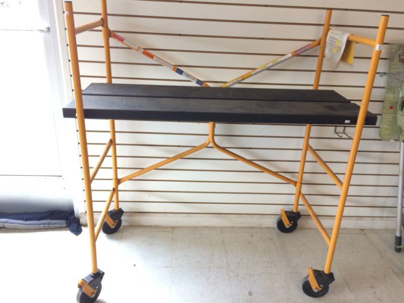 Perry Step-Up Scaffold