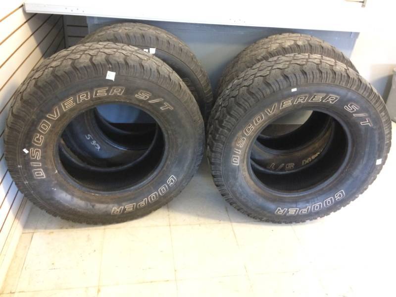 Cooper Discoverer ST Tires
