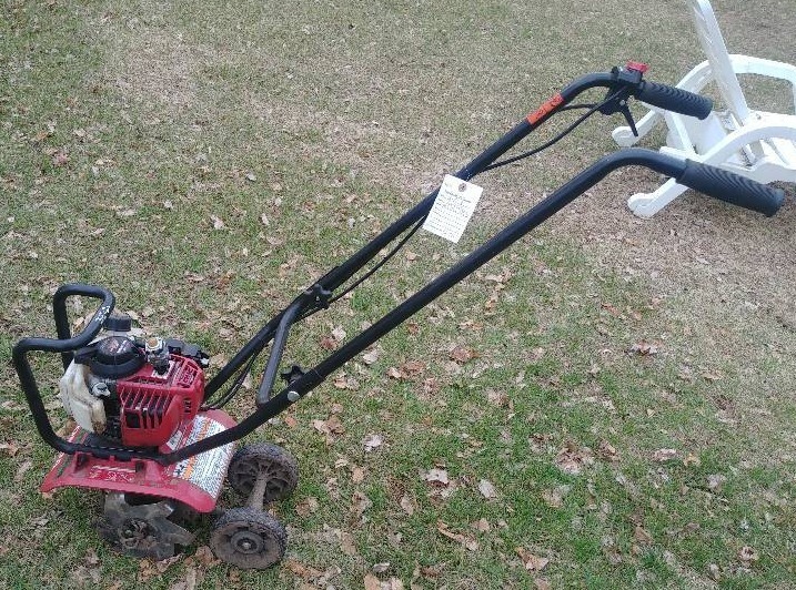 lot 5 image: Honda FG110 Roto-tiller