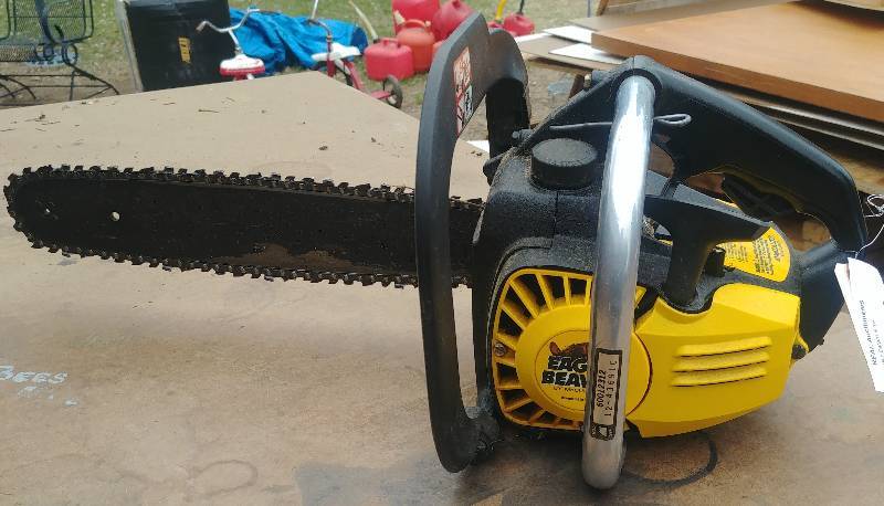 lot 18 image: McCulloch Chain Saw