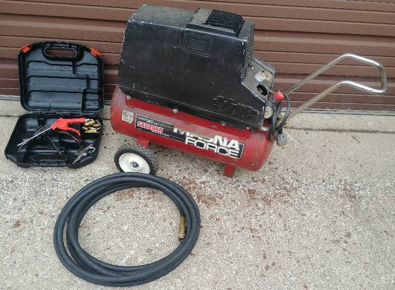 lot 25 image: Air Compressor plus Tools